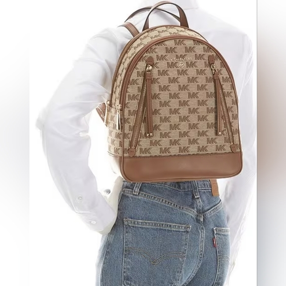 Michael kors Brooklyn Medium Backpack - Picture 4 of 13